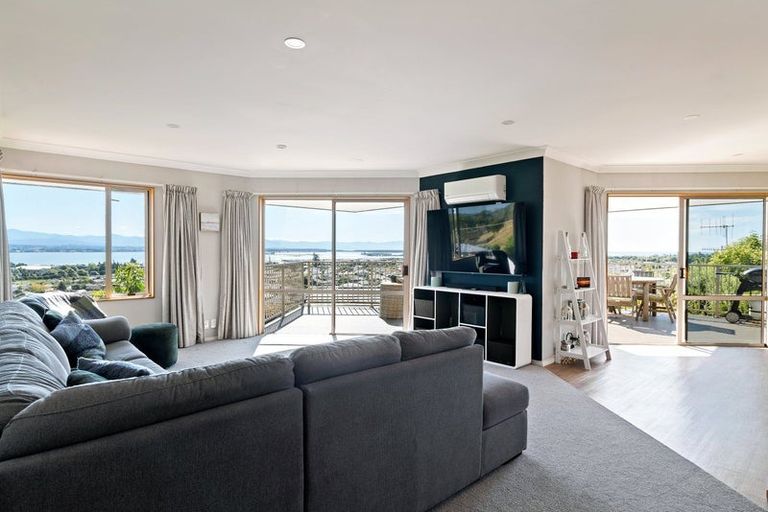 Photo of property in 18 Clairmont Heights, Stoke, Nelson, 7011