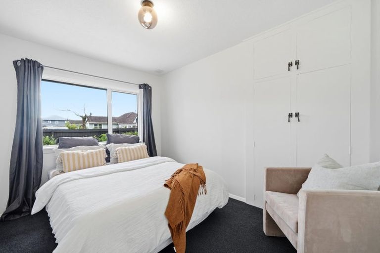 Photo of property in 115 Sawyers Arms Road, Northcote, Christchurch, 8052