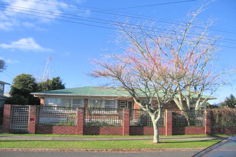 Photo of property in 22 Rutherford Street, Chedworth, Hamilton, 3210