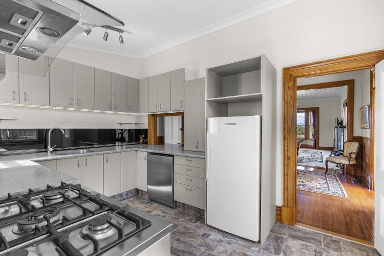 Photo of property in 30a Pohutukawa Place, Bell Block, New Plymouth, 4312