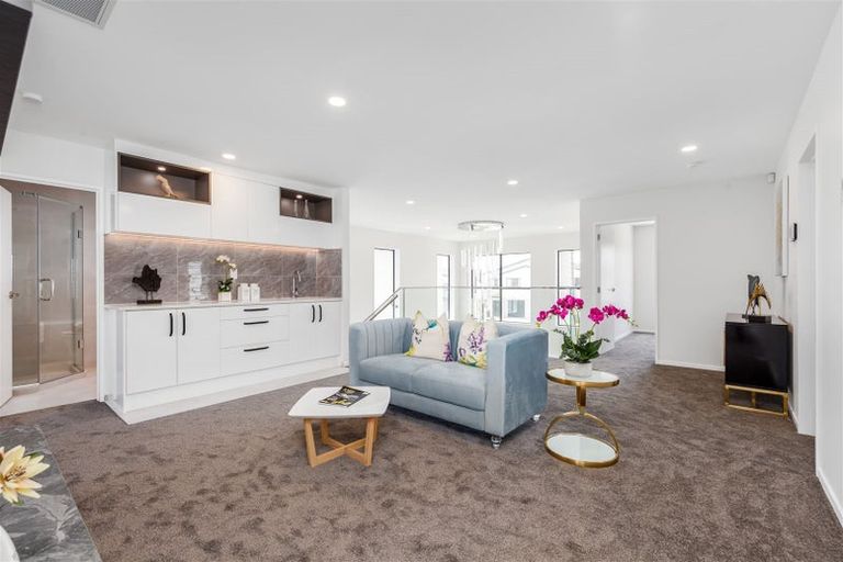 Photo of property in 42 Dungloe Avenue, Flat Bush, Auckland, 2019