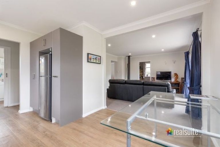 Photo of property in 264d Old School Road, Maymorn, Upper Hutt, 5018