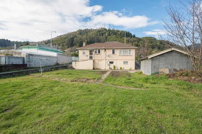 Photo of property in 182 Waimea Road, Nelson South, Nelson, 7010