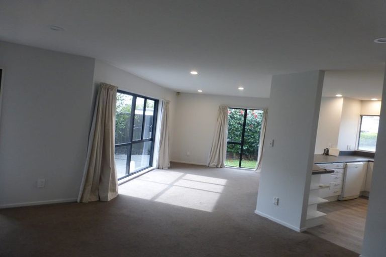 Photo of property in 20 Westlake Drive, Halswell, Christchurch, 8025