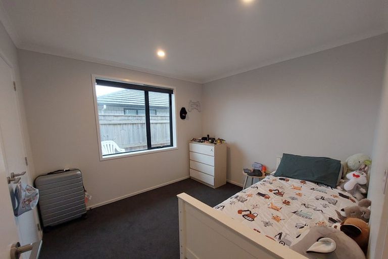Photo of property in 6 Pa Tuna Lane, Hurdon, New Plymouth, 4310