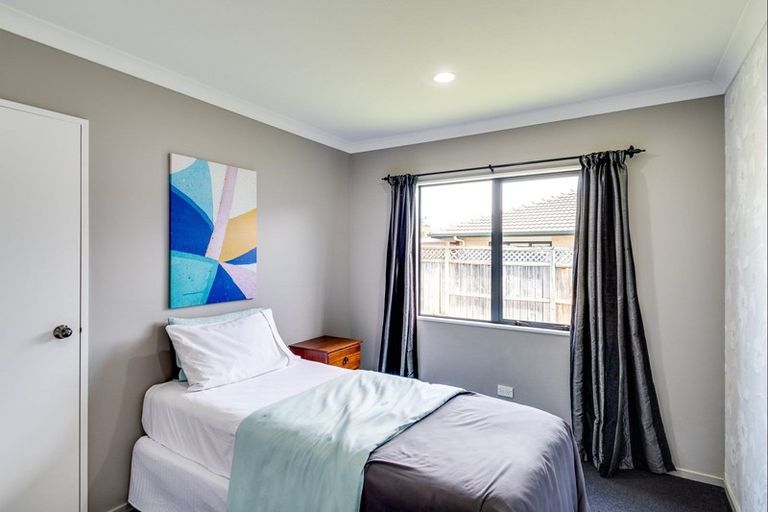 Photo of property in 14 Scott Place, Havelock North, 4130