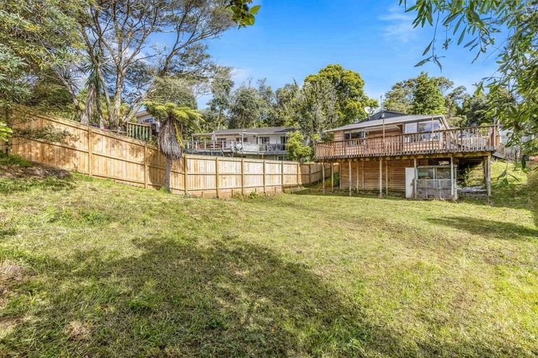 Photo of property in 201 Glengarry Road, Glen Eden, Auckland, 0602