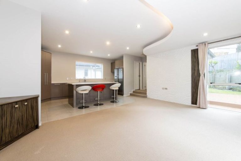 Photo of property in 22 Bellagio Way, Flat Bush, Auckland, 2019