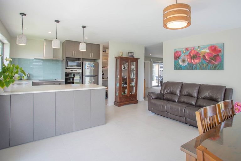 Photo of property in 25 Haughey Drive, Mairehau, Christchurch, 8052