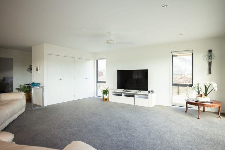 Photo of property in 27 Lori Lane, Coopers Beach, 0420