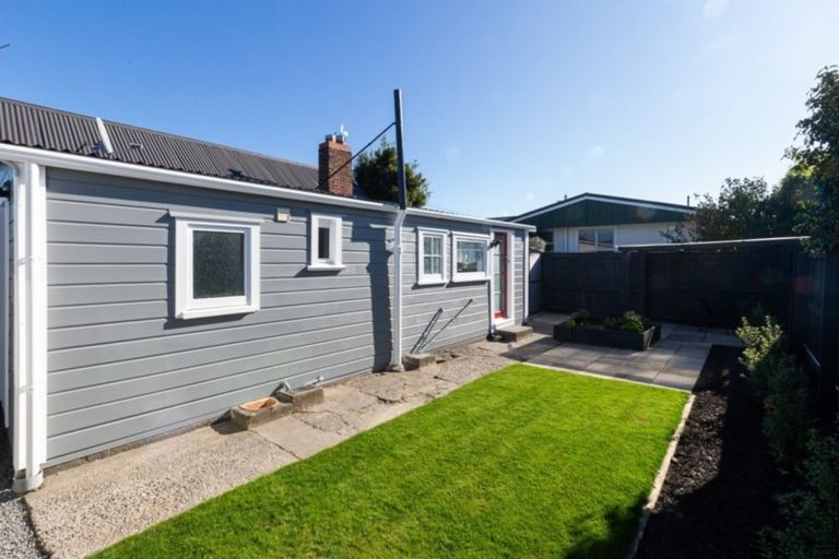 Photo of property in 1/11 Seymour Street, Hornby, Christchurch, 8042