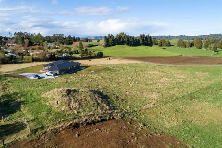 Photo of property in 42 Tawhero Street, Mamaku, 3020