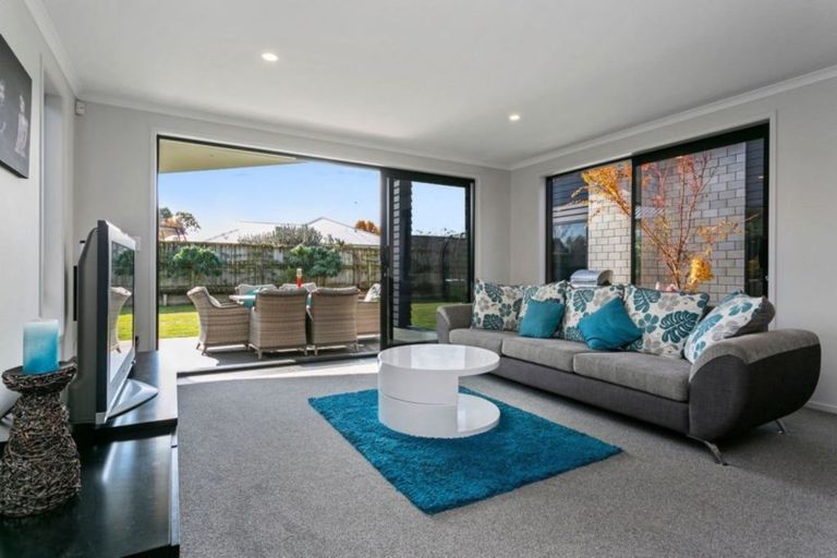 Photo of property in 34 Tulip Drive, Cambridge, 3434