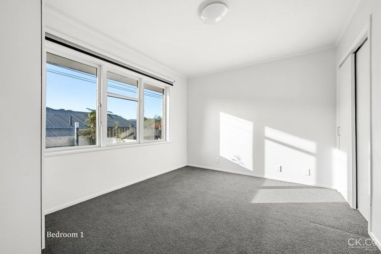 Photo of property in 40a Kashmir Avenue, Clouston Park, Upper Hutt, 5018