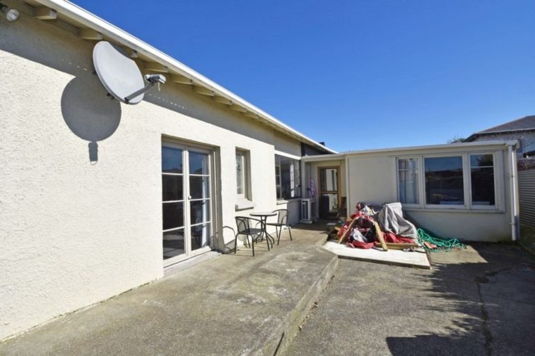 Photo of property in 16 Charles Street, Grasmere, Invercargill, 9810