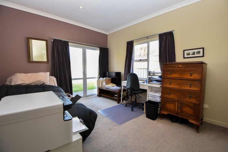 Photo of property in 26 Deller Drive, Carterton, 5713