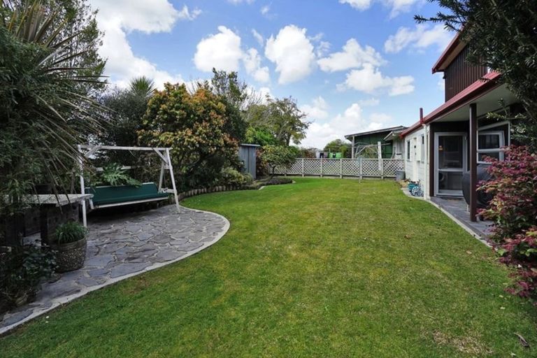 Photo of property in 72 Braid Road, St Andrews, Hamilton, 3200