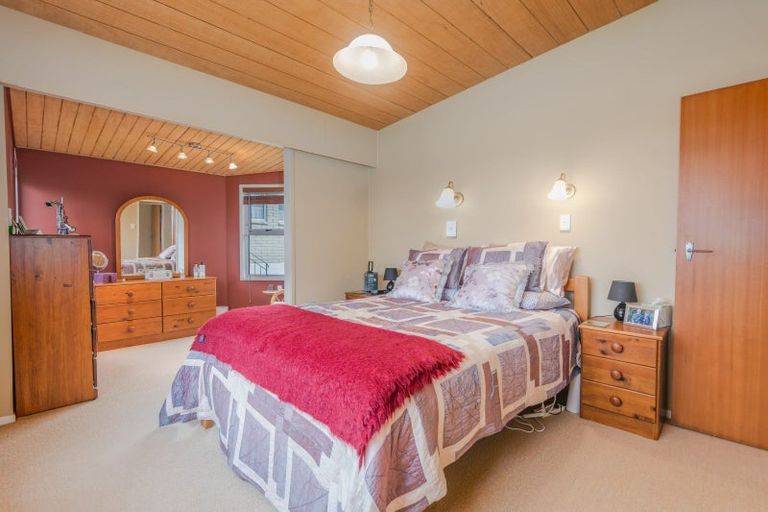 Photo of property in 35 Terry Crescent, Milson, Palmerston North, 4414
