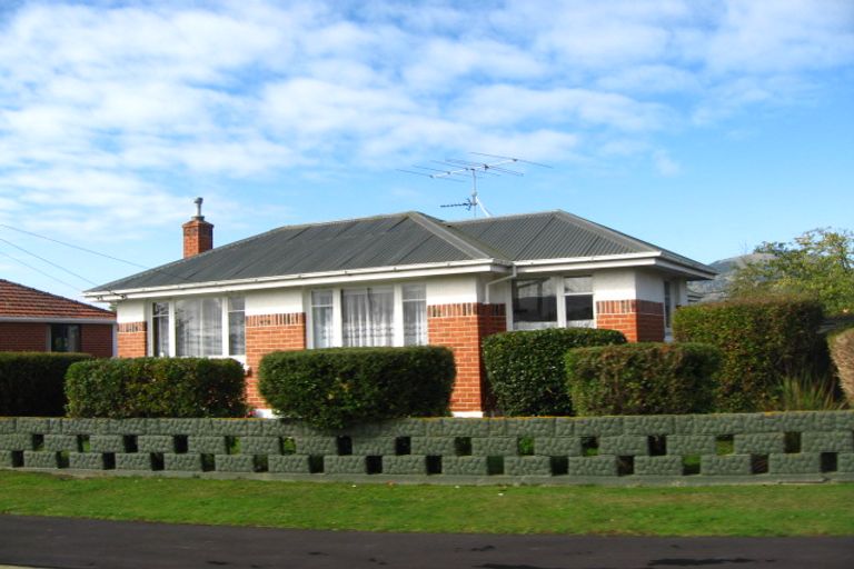 Photo of property in 27 Tay Street, Mosgiel, 9024