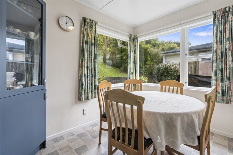Photo of property in 19 Camellia Terrace, Maungaraki, Lower Hutt, 5010