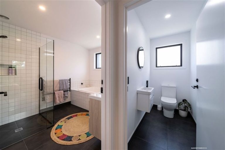 Photo of property in 25 Regent Street, Lower Shotover, Queenstown, 9304