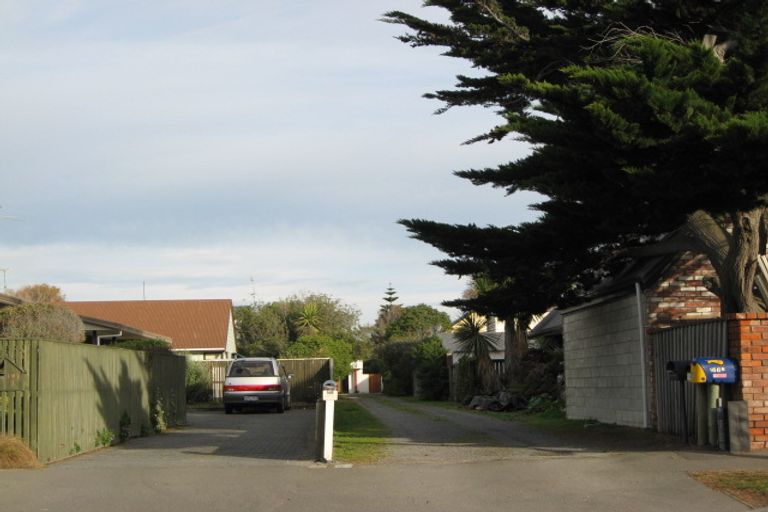 Photo of property in 2/166a Rocking Horse Road, Southshore, Christchurch, 8062