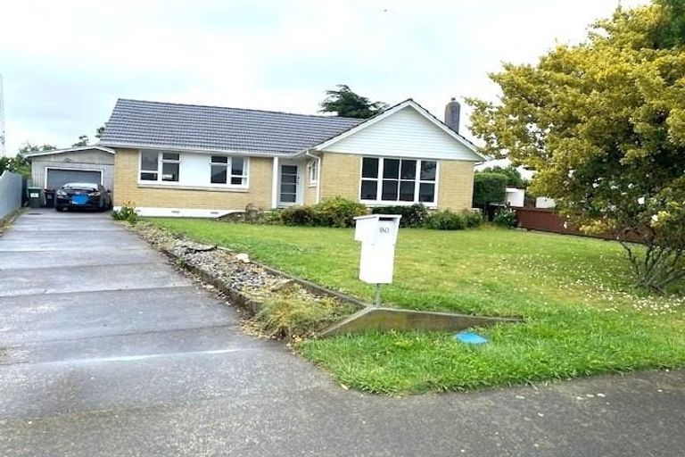 Photo of property in 90 Lipscombe Crescent, Havelock North, 4130