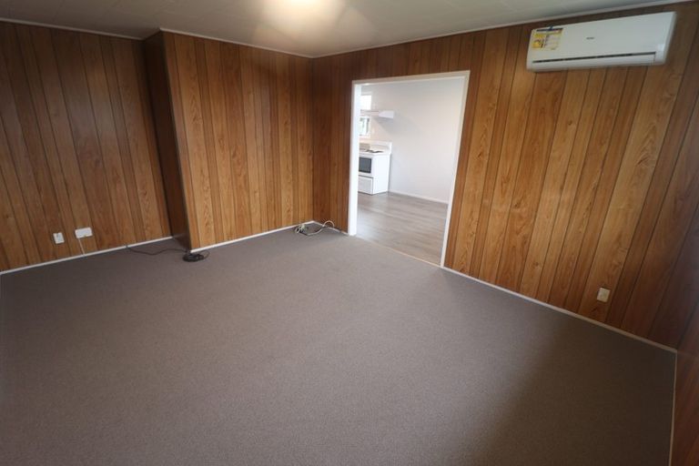 Photo of property in 1 Serrano Place, Clover Park, Auckland, 2023