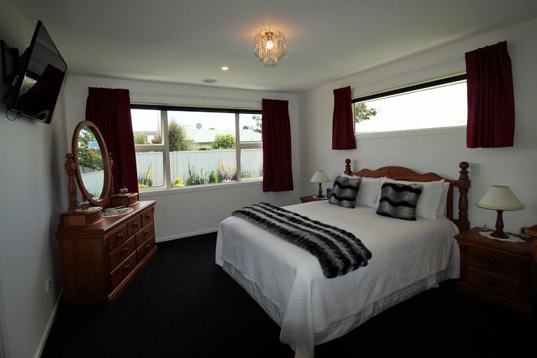 Photo of property in 17 Orchard Drive, Alexandra, 9320