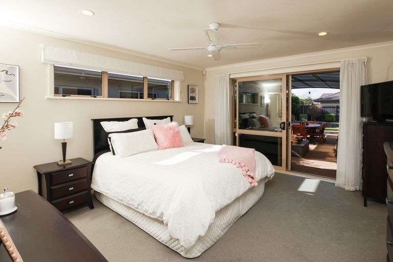 Photo of property in 23 Coleraine Drive, Rototuna, Hamilton, 3210