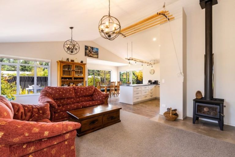 Photo of property in 500 Kinloch Road, Kinloch, Taupo, 3377