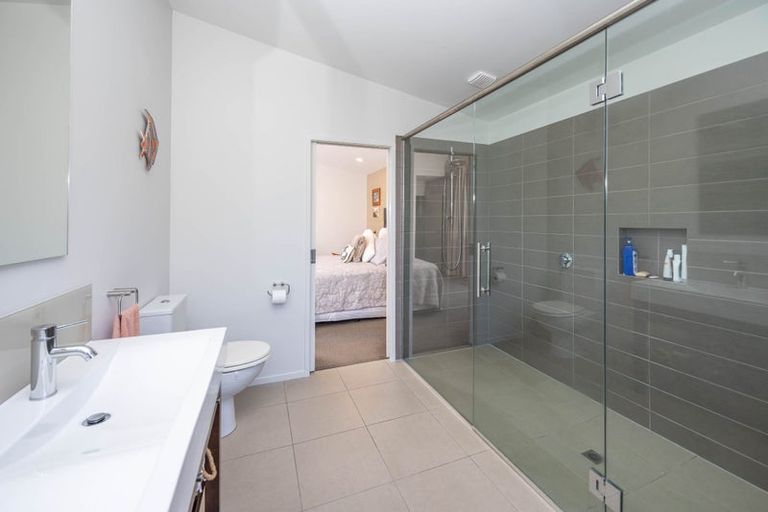 Photo of property in 19 Shalimar Place, Huntington, Hamilton, 3210