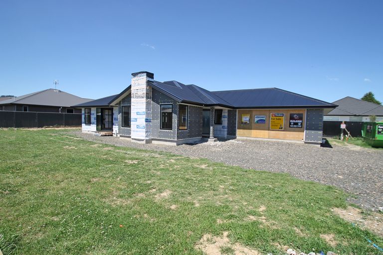 Photo of property in 8 Harley Lane, Mosgiel, 9024