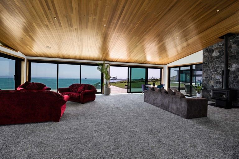 Photo of property in 24 Washer Road, Omata, New Plymouth, 4374