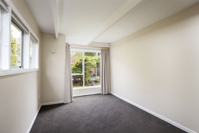 Photo of property in 30 Holsworthy Road, Lower Vogeltown, New Plymouth, 4310