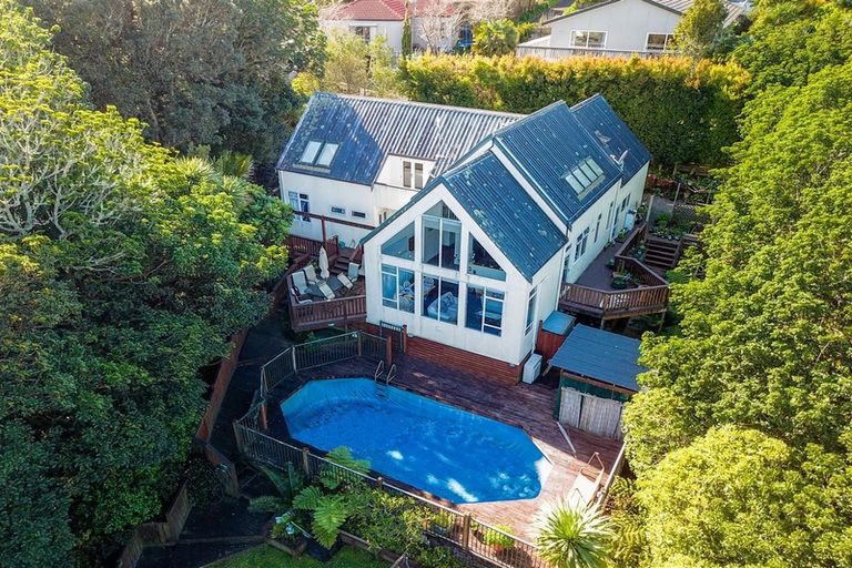 Photo of property in 97 Goodwood Drive, Goodwood Heights, Auckland, 2105