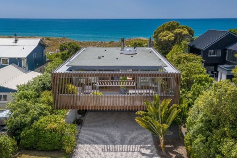 Photo of property in 24 Paku Drive, Tairua, 3508