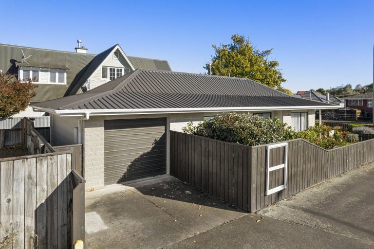 Photo of property in 54 Russell Street, Palmerston North, 4414