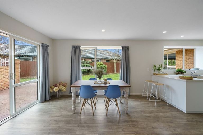 Photo of property in 23 Showgate Avenue, Sockburn, Christchurch, 8042