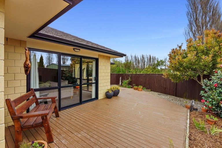Photo of property in 8 Moy Place, Otaki, 5512