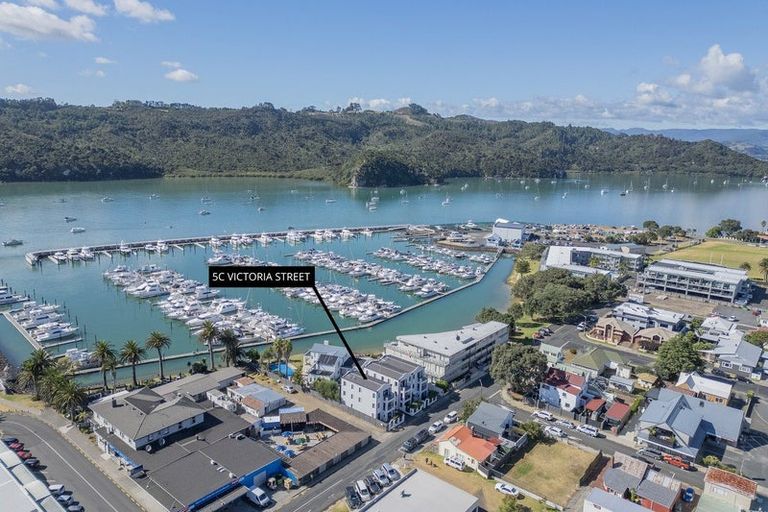 Photo of property in 5c Victoria Street, Whitianga, 3510