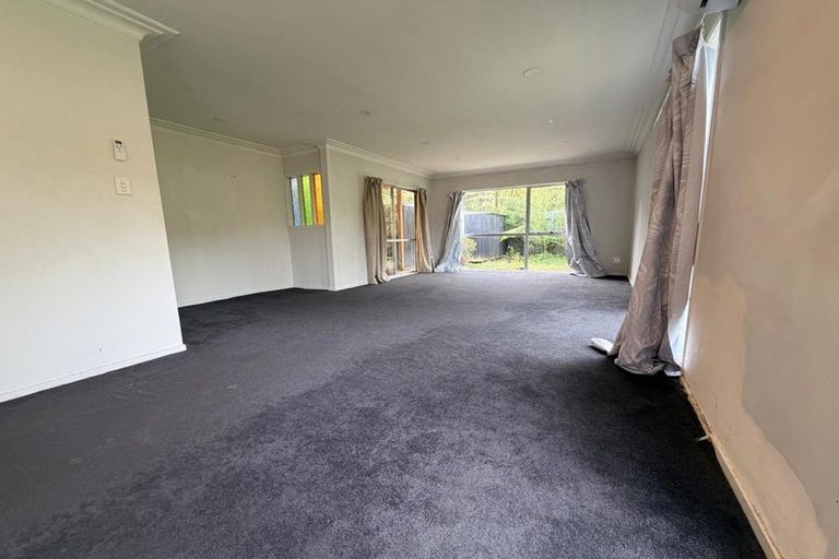 Photo of property in 68 Woodside Road, Massey, Auckland, 0614