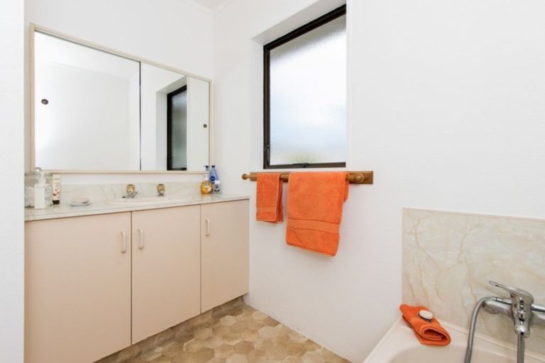 Photo of property in 11 Mulgan Street, Katikati, 3129