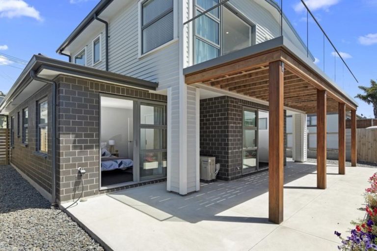 Photo of property in 34a Seaview Road, Otumoetai, Tauranga, 3110