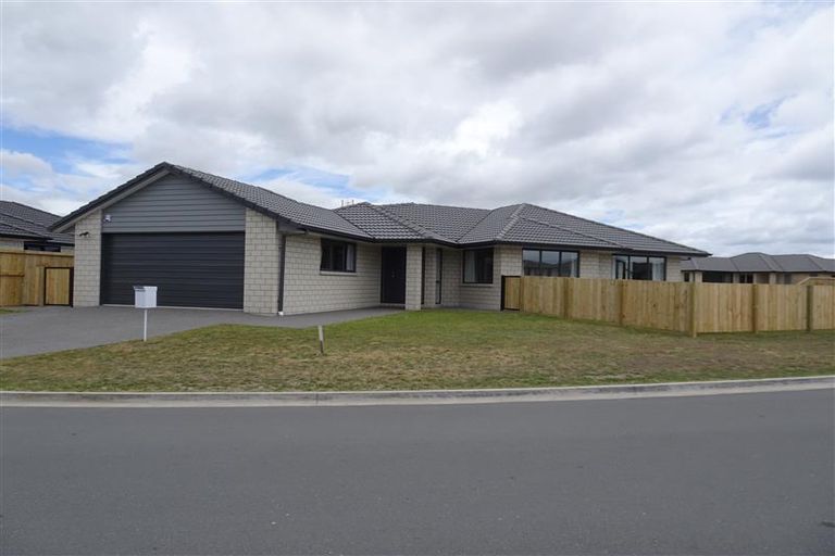 Photo of property in 6 Piata Street, Papamoa Beach, Papamoa, 3118