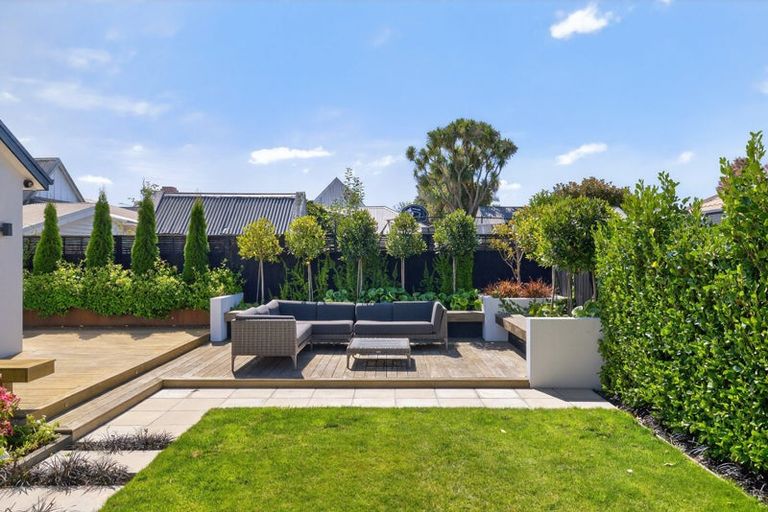 Photo of property in 212 Matsons Avenue, Papanui, Christchurch, 8053