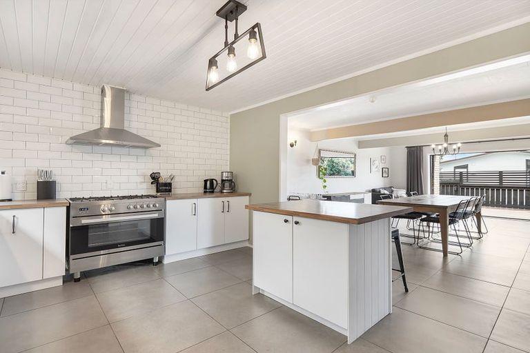 Photo of property in 20 The Glebe, Coastlands, Whakatane, 3120