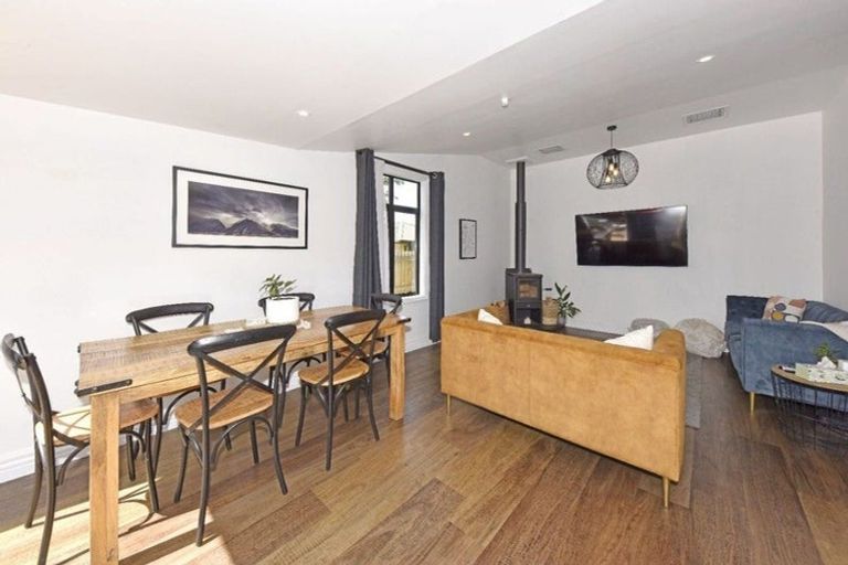 Photo of property in 208 Springfield Road, St Albans, Christchurch, 8014