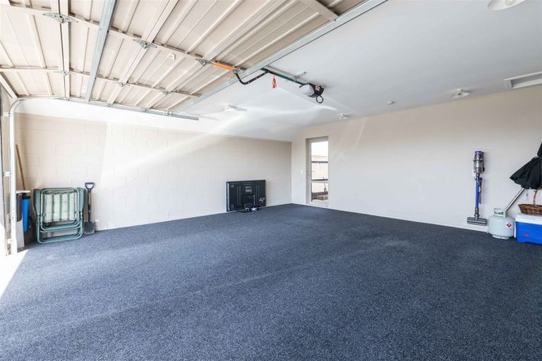 Photo of property in 12 Marguerite Place, Aidanfield, Christchurch, 8025