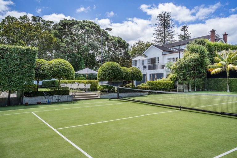 Photo of property in 10 Upland Road, Remuera, Auckland, 1050